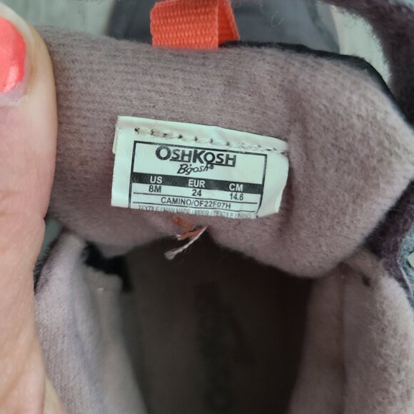 OshKosh B'Gosh toddler ankle high taupe colored sneakers size 8 - Picture 11 of 12